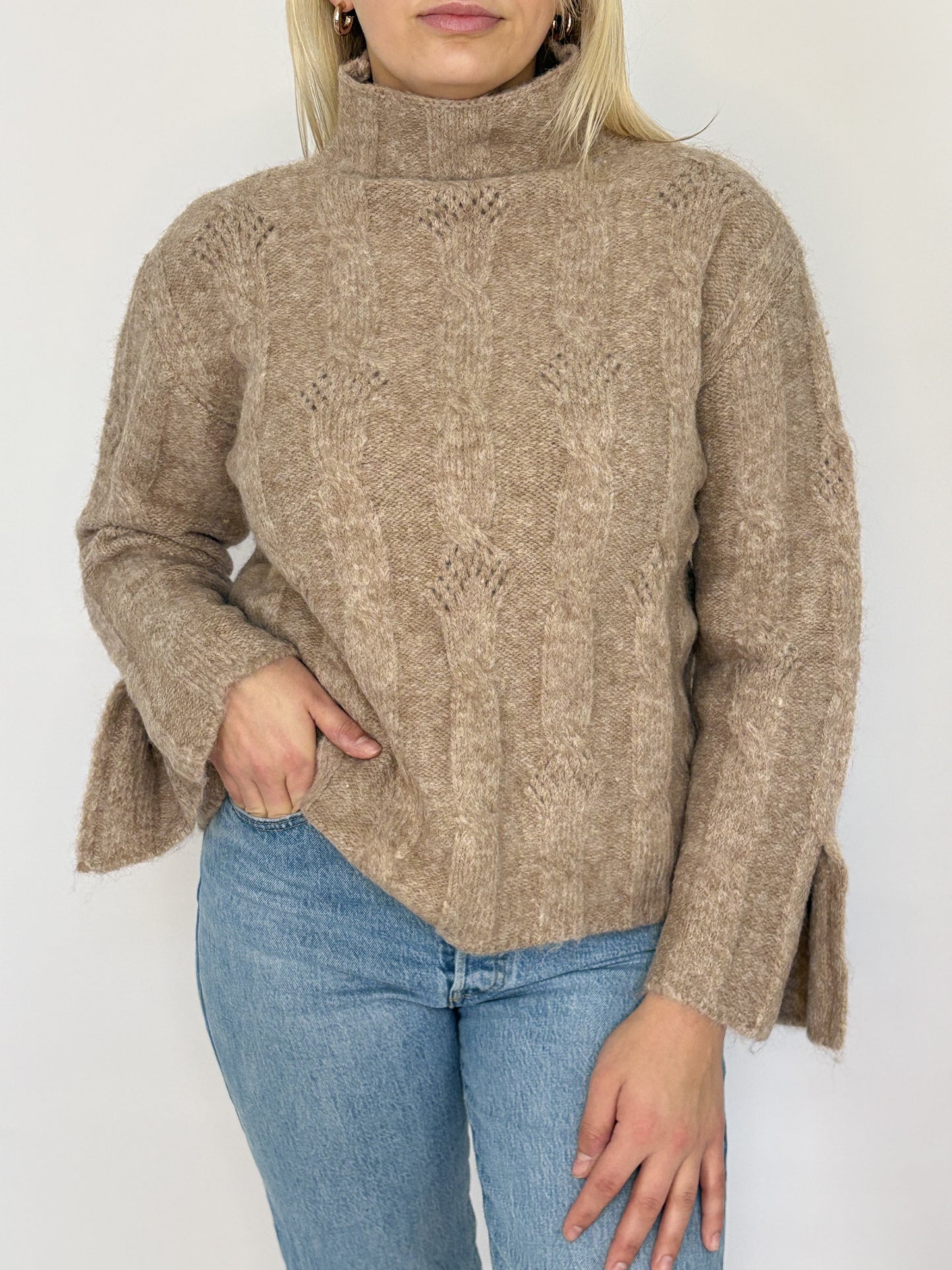 Mock Kneck Side Slit Sleeve Sweater