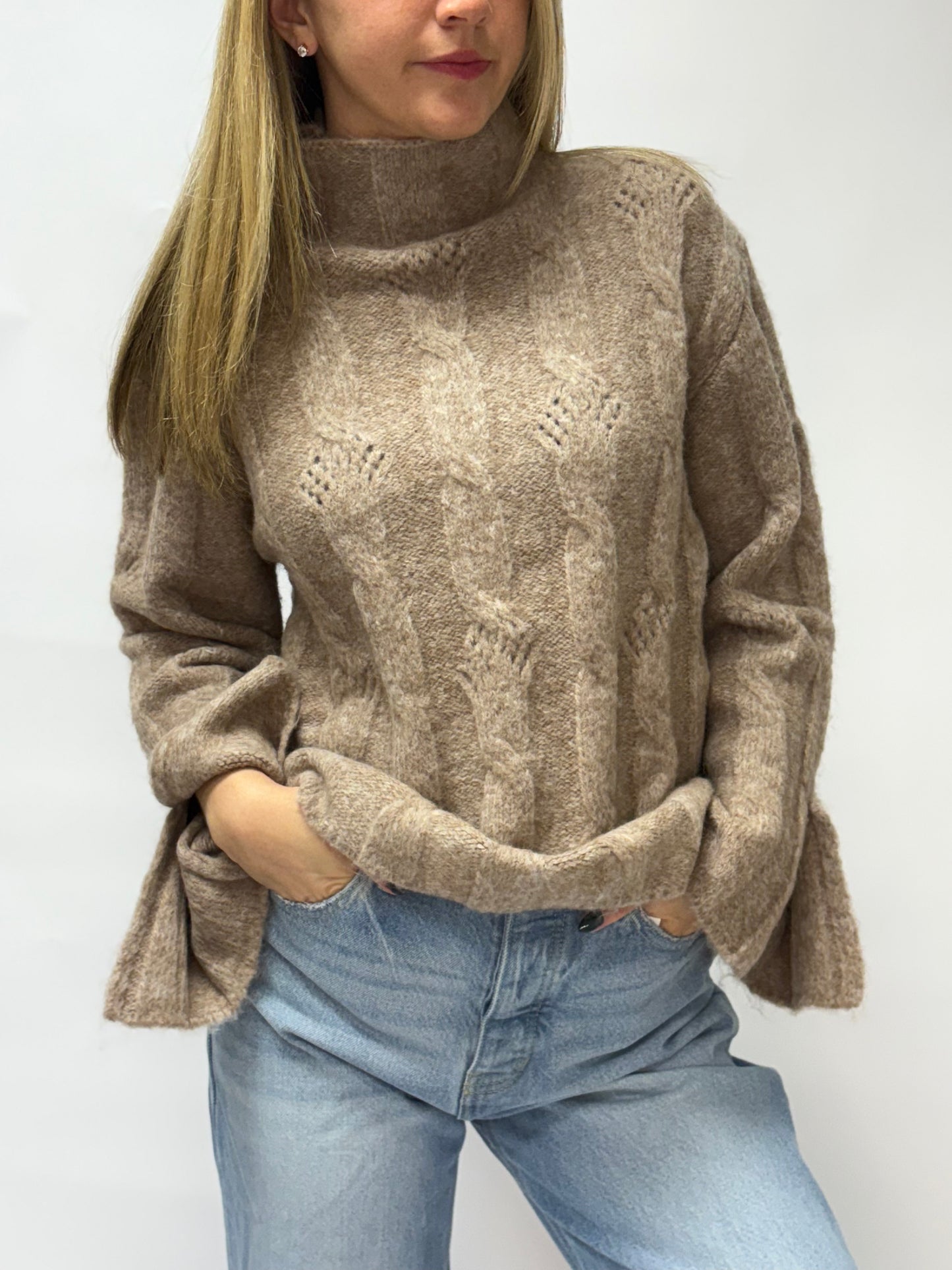 Mock Kneck Side Slit Sleeve Sweater